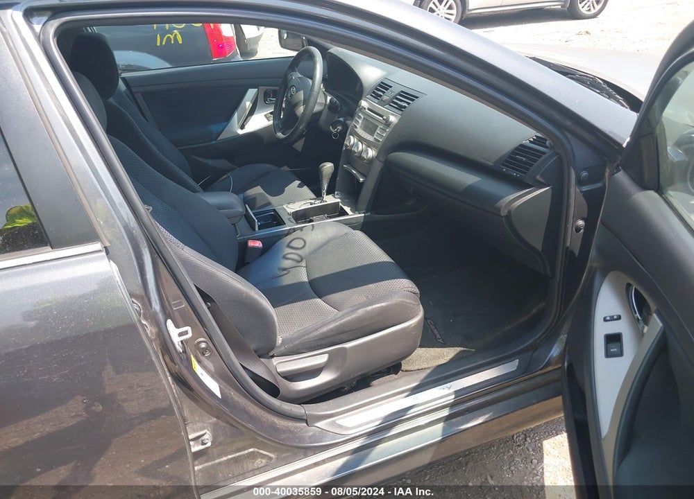 2011 TOYOTA CAMRY SE VIN: 4T1BF3EK2BU645517