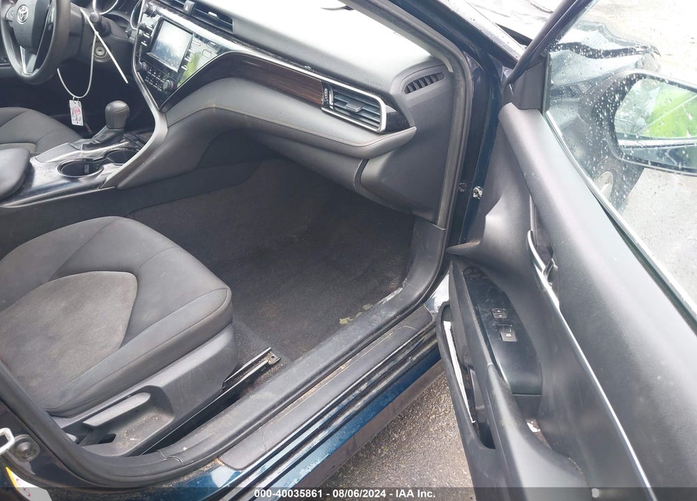 2019 TOYOTA CAMRY LE VIN: 4T1B11HK2KU235461