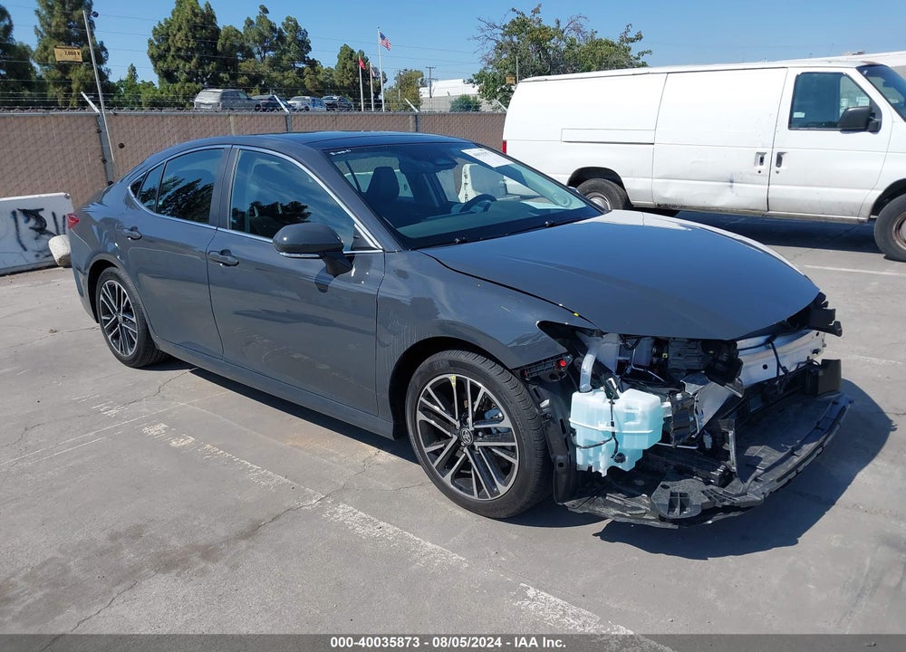 2025 TOYOTA CAMRY XLE VIN: 4T1DAACK5SU510532