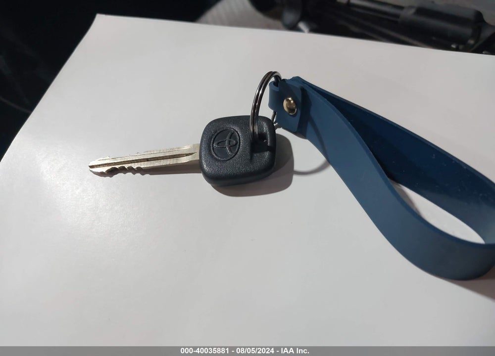 2007 TOYOTA RAV4 BASE V6 VIN: JTMBK33V275019996