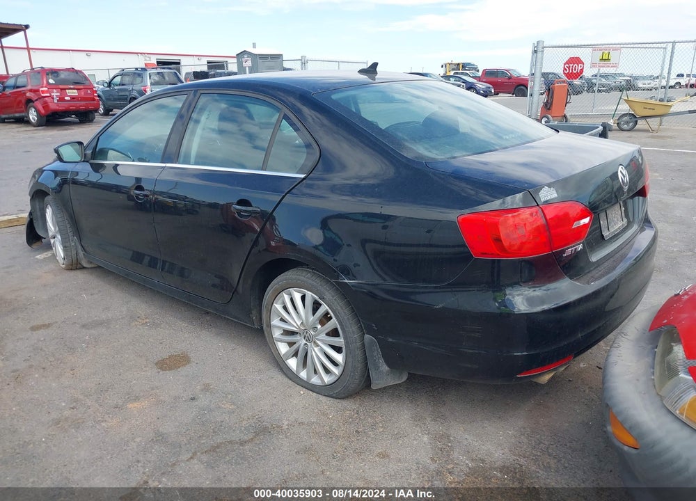 2014 VOLKSWAGEN JETTA 2.0L TDI VIN: 3VWLL7AJ8EM416626