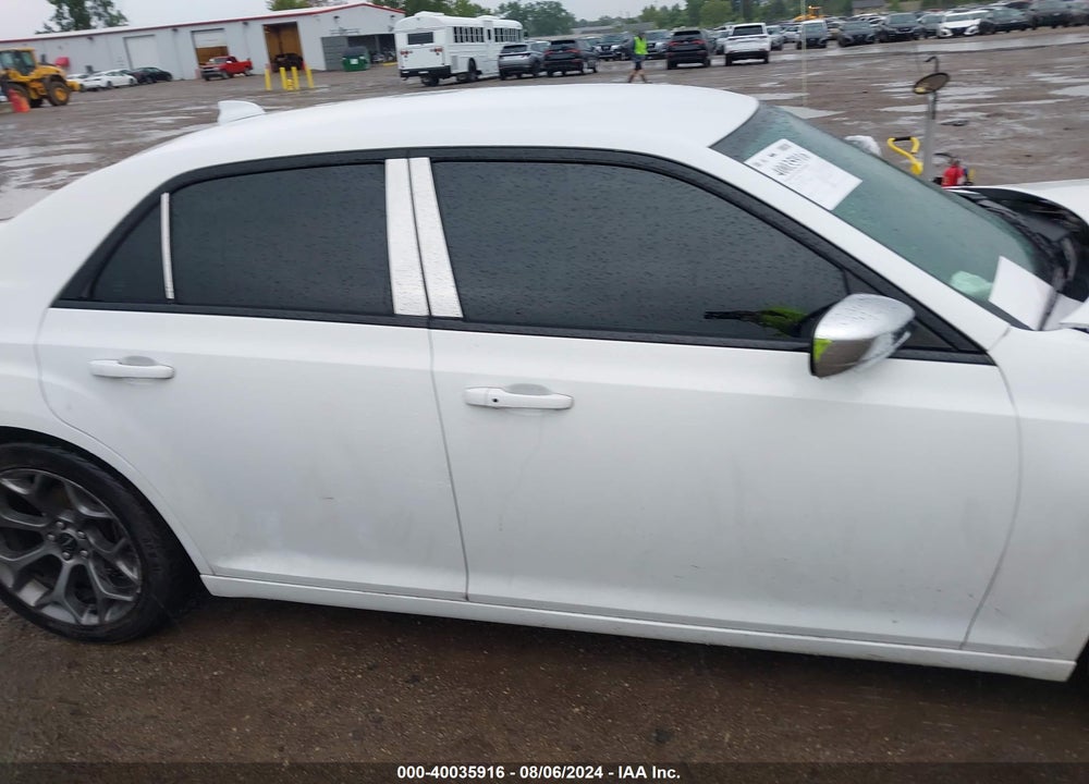 2018 CHRYSLER 300 300S VIN: 2C3CCABGXJH214113