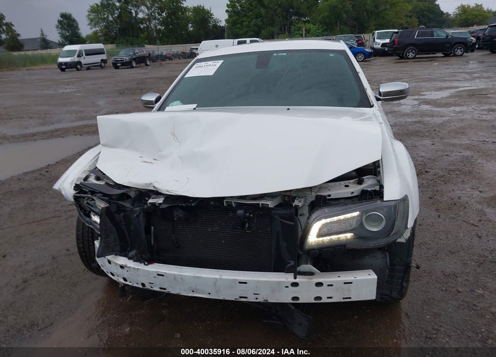 2018 CHRYSLER 300 300S VIN: 2C3CCABGXJH214113