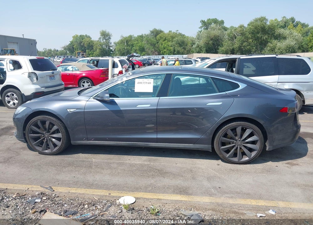 2015 TESLA MODEL S 70D/85D/P85D VIN: 5YJSA1H27FF084457