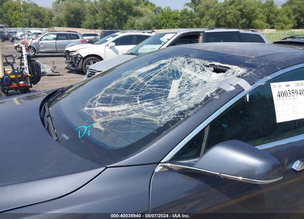 2015 TESLA MODEL S 70D/85D/P85D VIN: 5YJSA1H27FF084457
