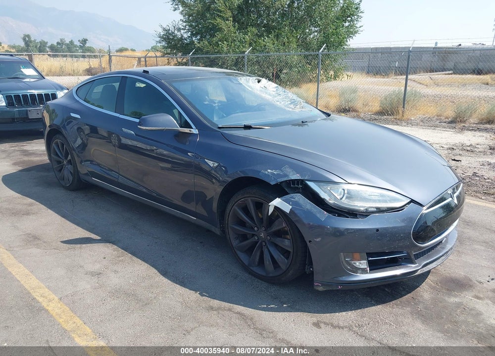 2015 TESLA MODEL S 70D/85D/P85D VIN: 5YJSA1H27FF084457