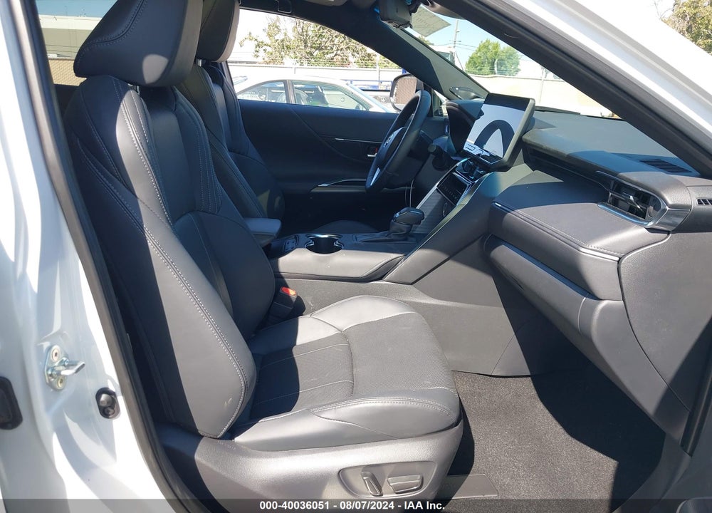 2024 TOYOTA VENZA LIMITED VIN: JTEAAAAH8RJ166118