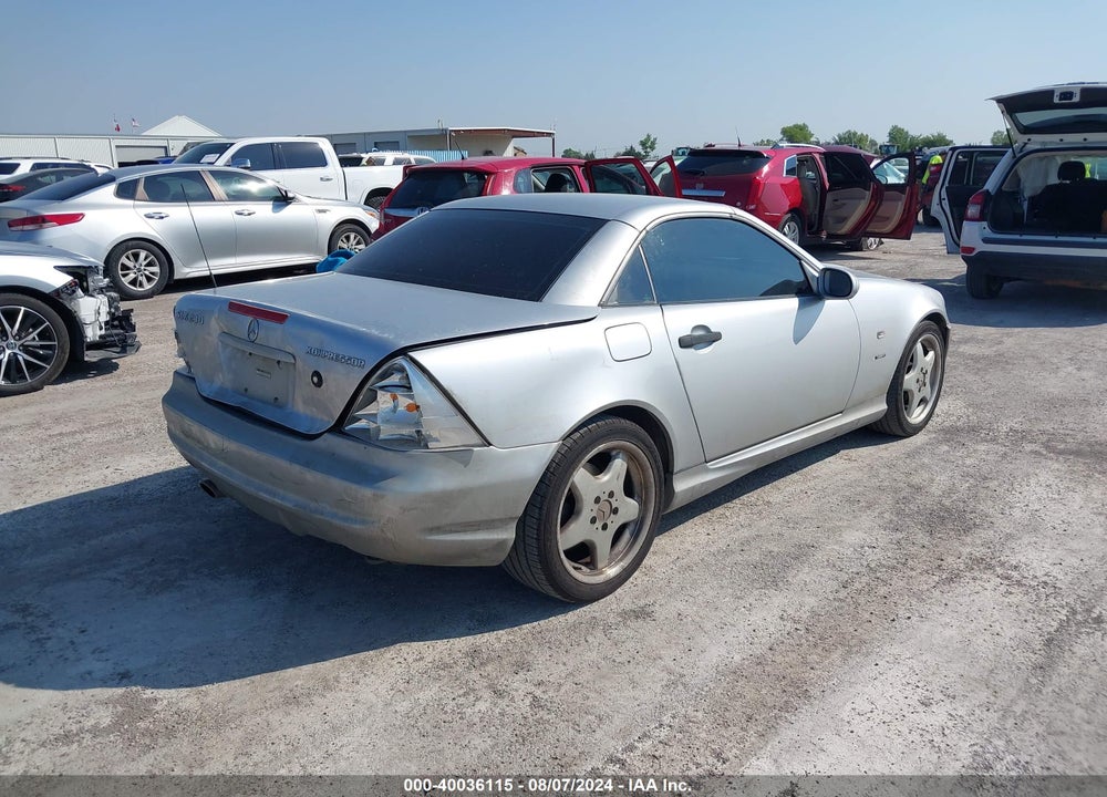 1999 MERCEDES-BENZ SLK 230 KOMPRESSOR VIN: WDBKK47F6XF109895