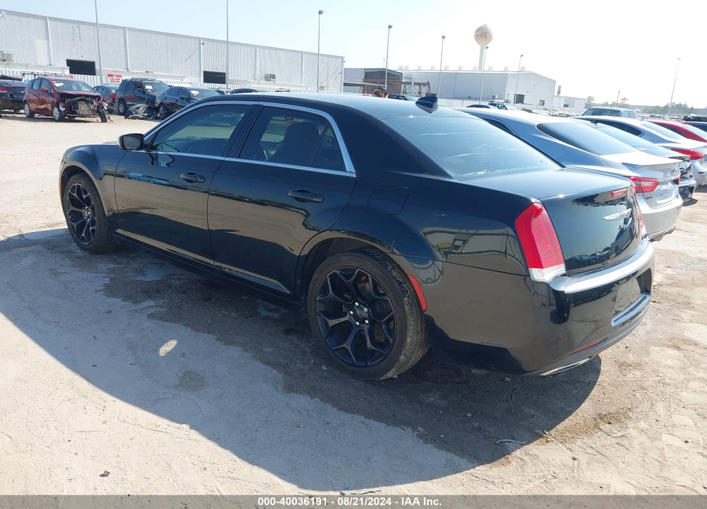 2018 CHRYSLER 300 TOURING/TOURING L VIN: 2C3CCAAGXJH330834