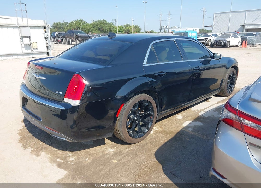 2018 CHRYSLER 300 TOURING/TOURING L VIN: 2C3CCAAGXJH330834