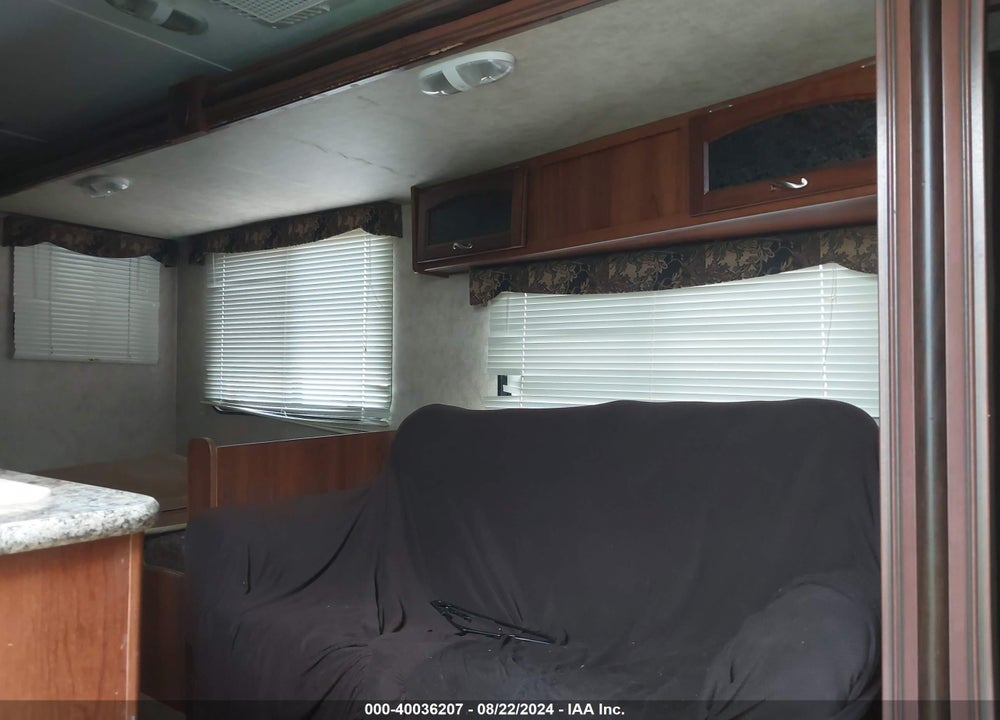 2015 TRAILER AVENGER TRAVEL VIN: 5ZT2AVSB4FB906374