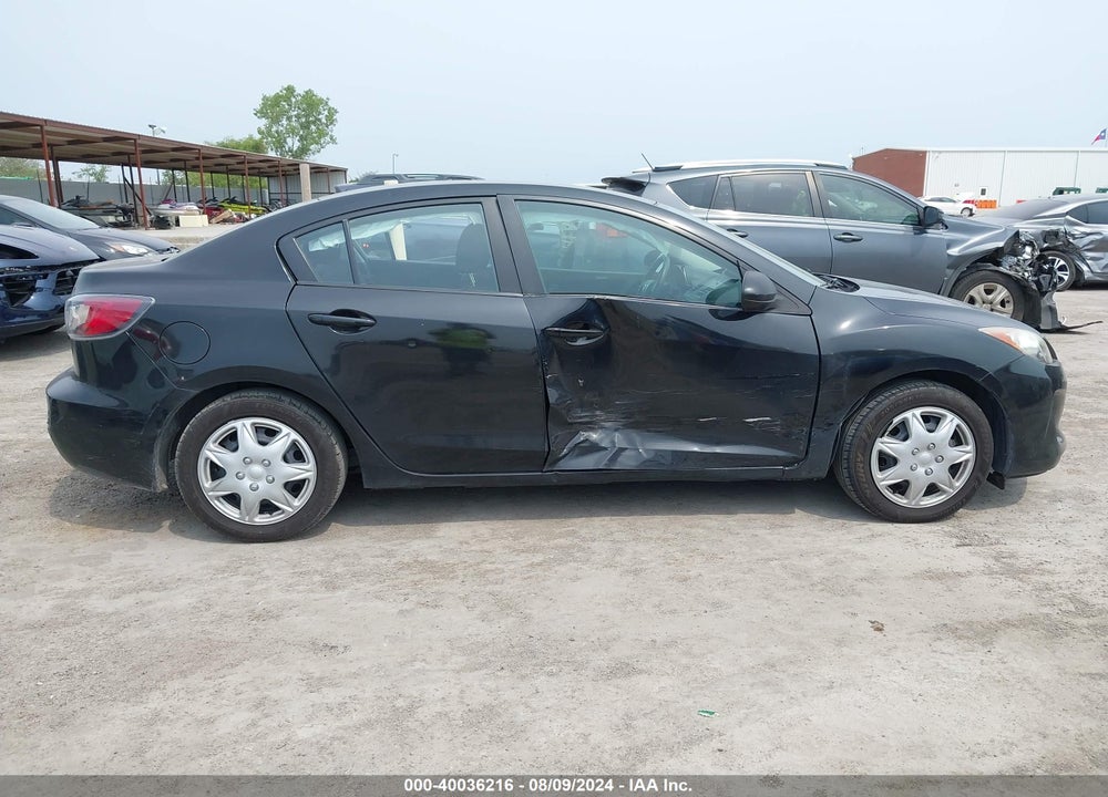 2012 MAZDA 3 I SPORT VIN: JM1BL1UF7C1557779