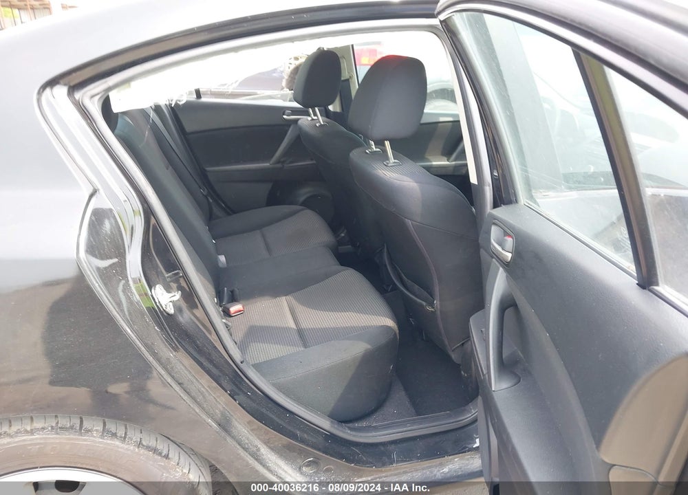2012 MAZDA 3 I SPORT VIN: JM1BL1UF7C1557779