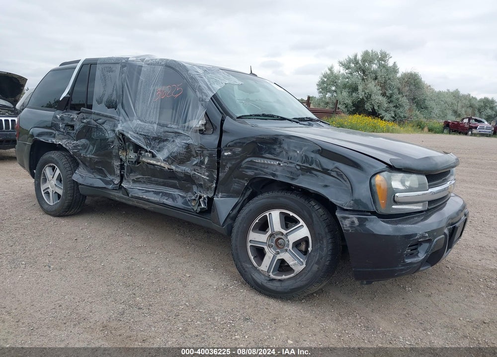 2005 CHEVROLET TRAILBLAZER LS VIN: 1GNDT13S652178641