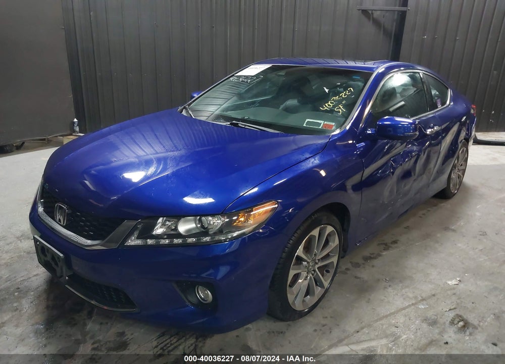 2013 HONDA ACCORD EX-L V-6 VIN: 1HGCT2B82DA012316