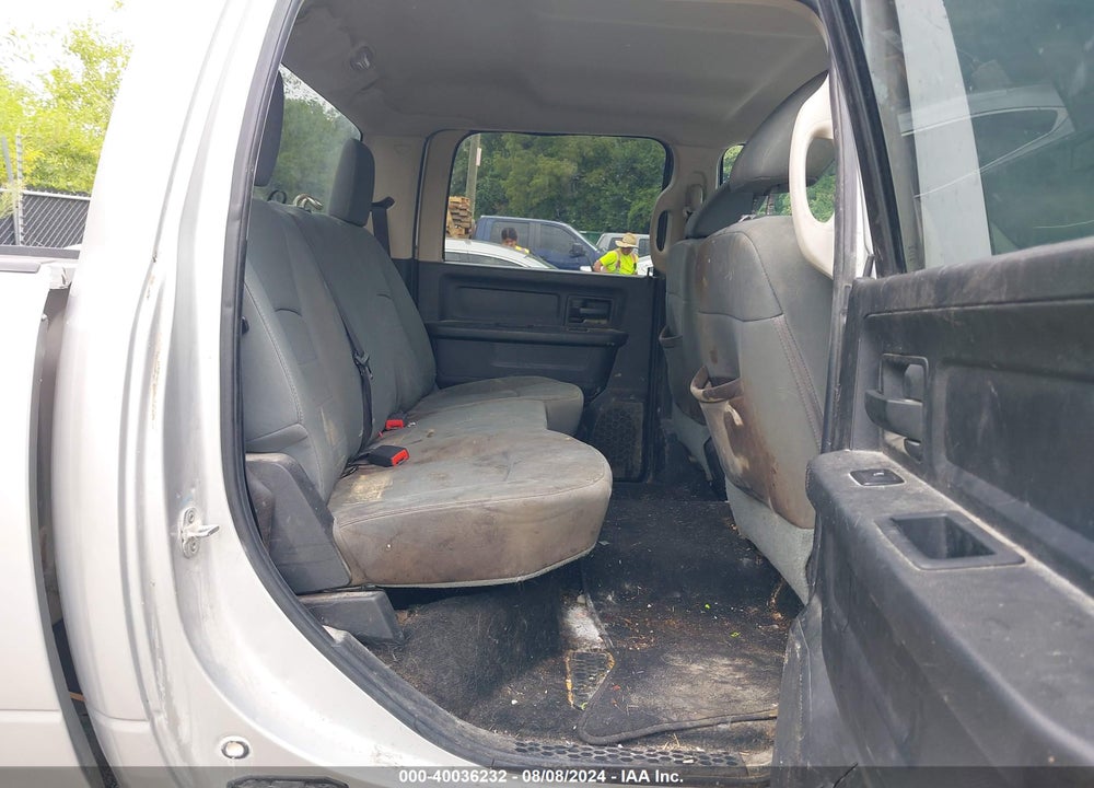 2013 RAM 2500 TRADESMAN VIN: 3C6TR5CT3DG548993