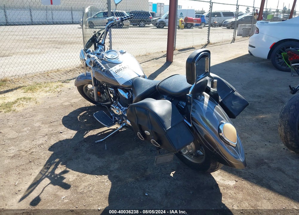 2005 YAMAHA XVS1100 A VIN: JYAVP11Y95A008400