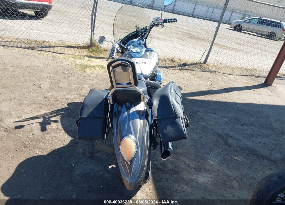 2005 YAMAHA XVS1100 A VIN: JYAVP11Y95A008400