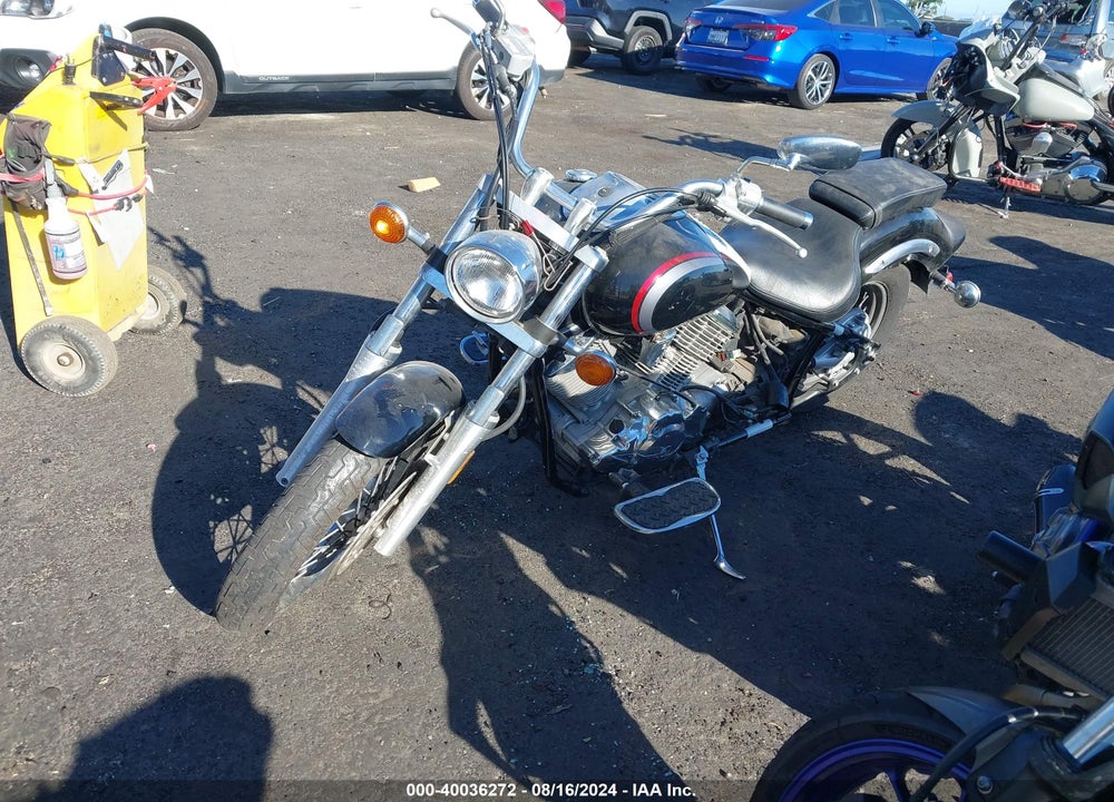 2002 YAMAHA XVS1100 A VIN: JYAVP11E82A023276