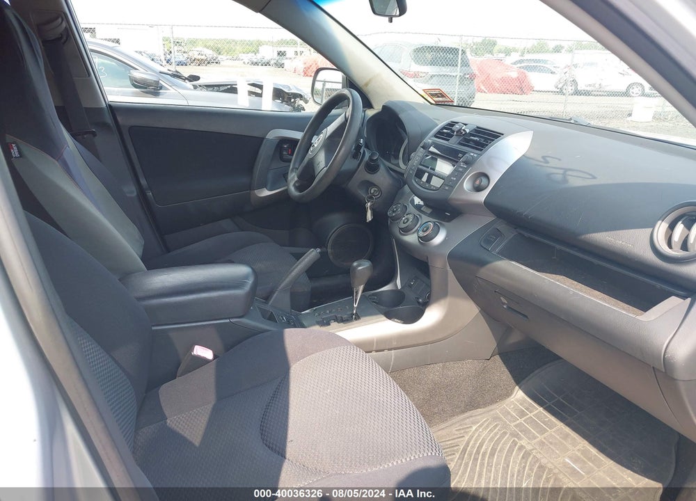 2006 TOYOTA RAV4 SPORT VIN: JTMBK32V865002023