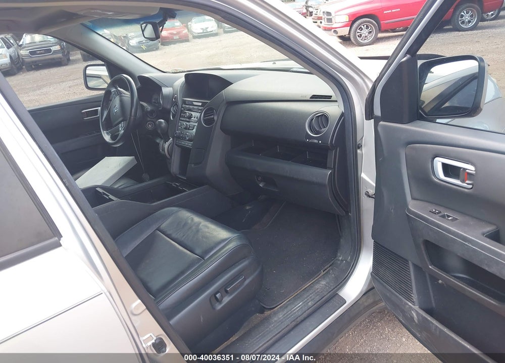 2013 HONDA PILOT EX-L VIN: 5FNYF3H51DB024818
