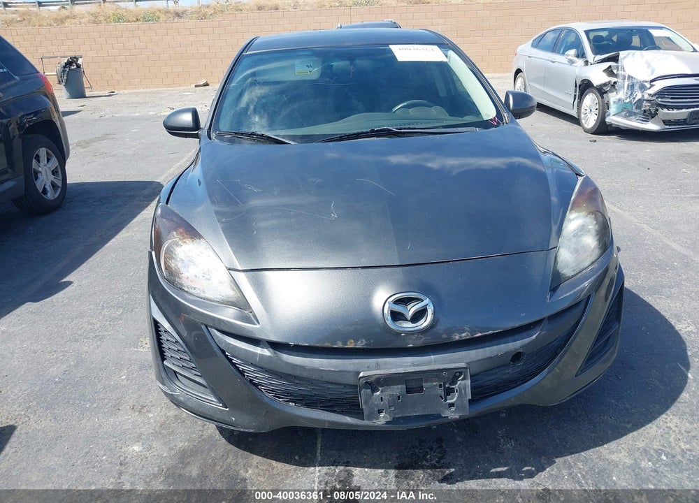 2011 MAZDA 3 I TOURING VIN: JM1BL1VG3B1401048