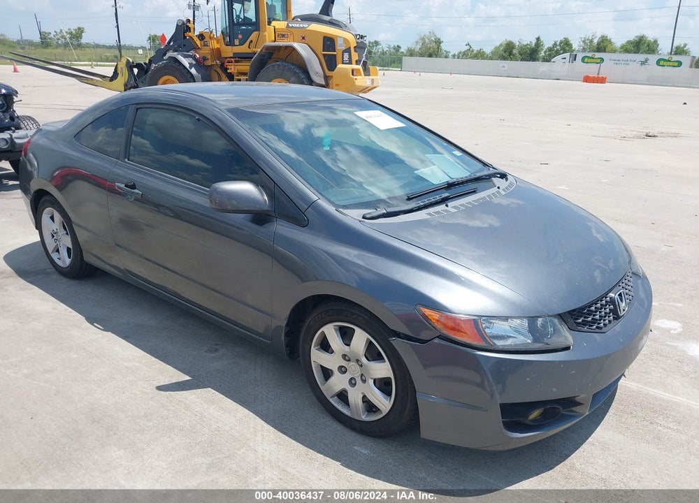 2010 HONDA CIVIC LX VIN: 2HGFG1B65AH512526