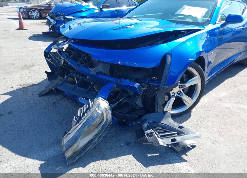 2017 CHEVROLET CAMARO 2SS VIN: 1G1FH1R76H0211149