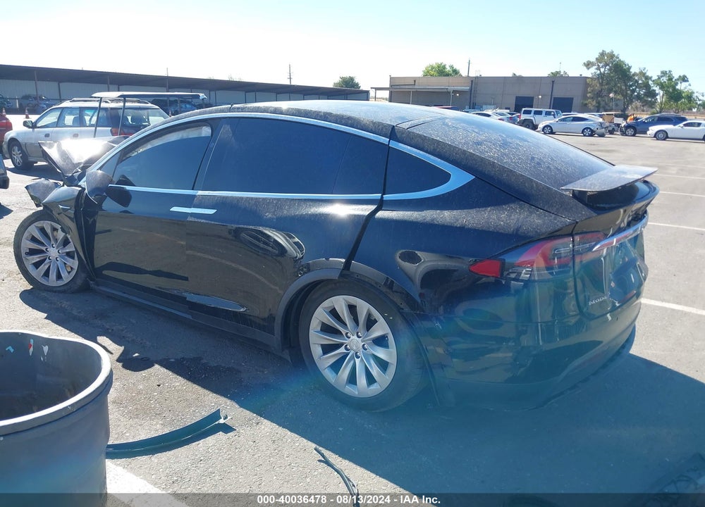 2017 TESLA MODEL X 100D/75D/90D VIN: 5YJXCAE20HF079477