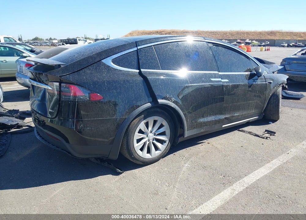 2017 TESLA MODEL X 100D/75D/90D VIN: 5YJXCAE20HF079477