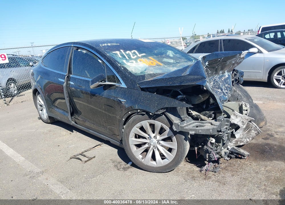 2017 TESLA MODEL X 100D/75D/90D VIN: 5YJXCAE20HF079477