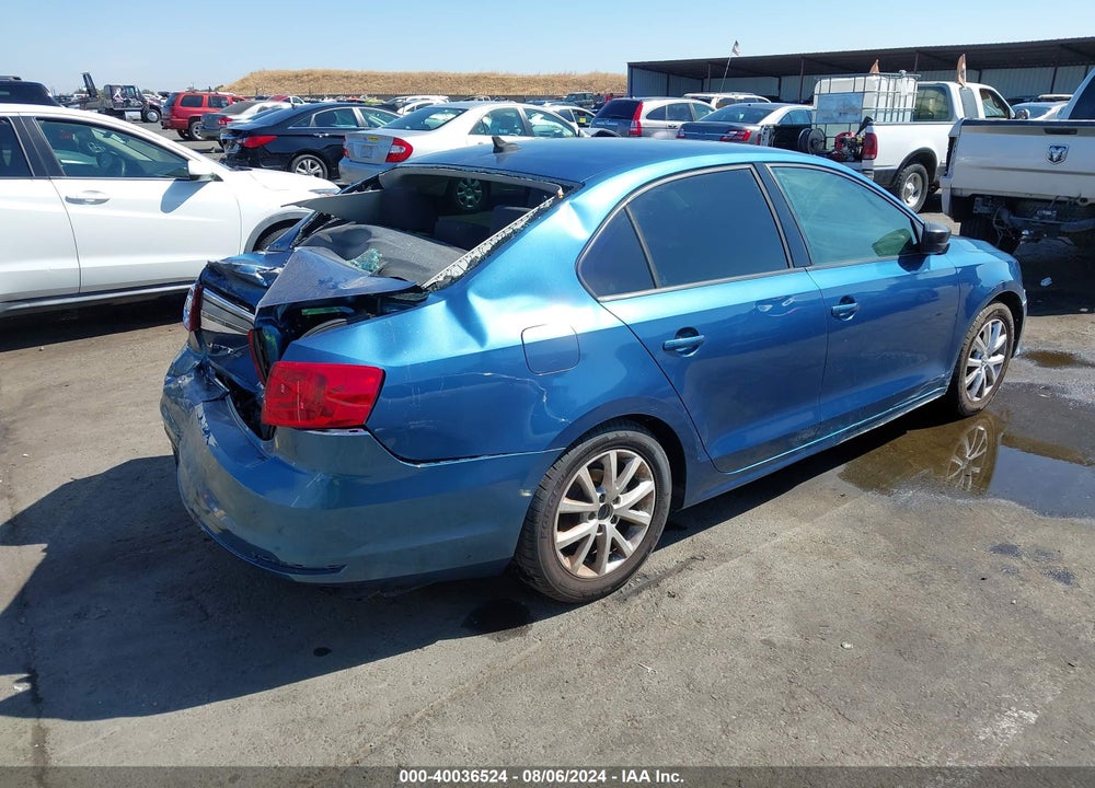 2015 VOLKSWAGEN JETTA 1.8T SE VIN: 3VWD17AJ3FM255288