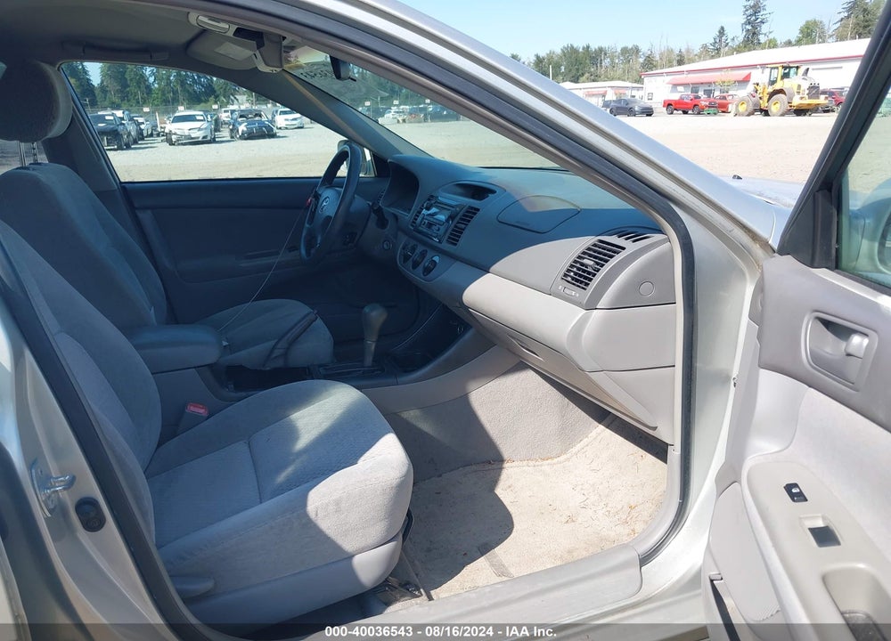 2004 TOYOTA CAMRY LE VIN: 4T1BE32K54U817095