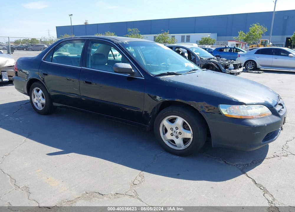 1998 HONDA ACCORD EX V6 VIN: 1HGCG1657WA071959