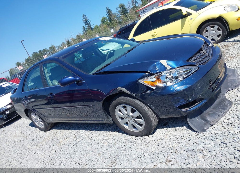 2002 TOYOTA CAMRY XLE VIN: JTDBE32K520119384