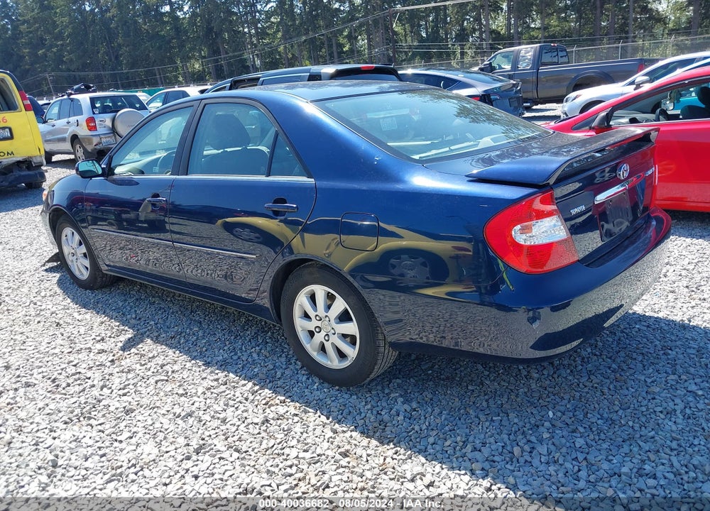 2002 TOYOTA CAMRY XLE VIN: JTDBE32K520119384