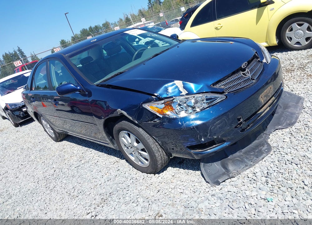 2002 TOYOTA CAMRY XLE VIN: JTDBE32K520119384