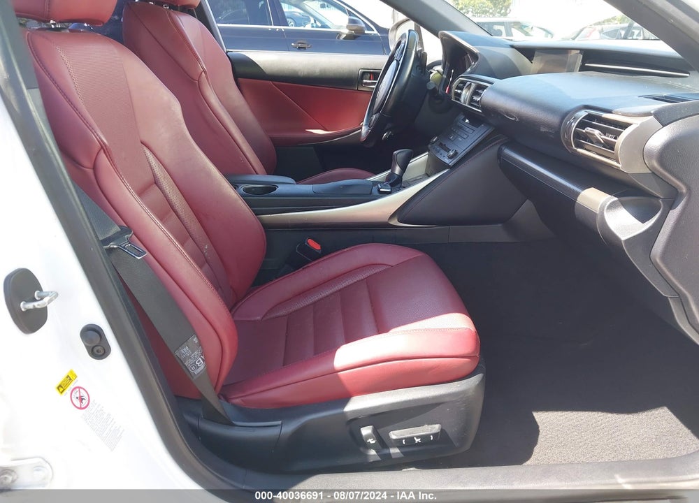 2016 LEXUS IS 200T VIN: JTHBA1D25G5030209