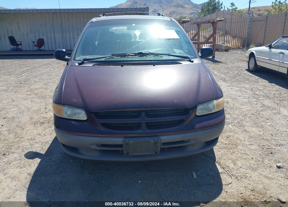 1999 DODGE GRAND CARAVAN VIN: 2B4GP24R7XR381678