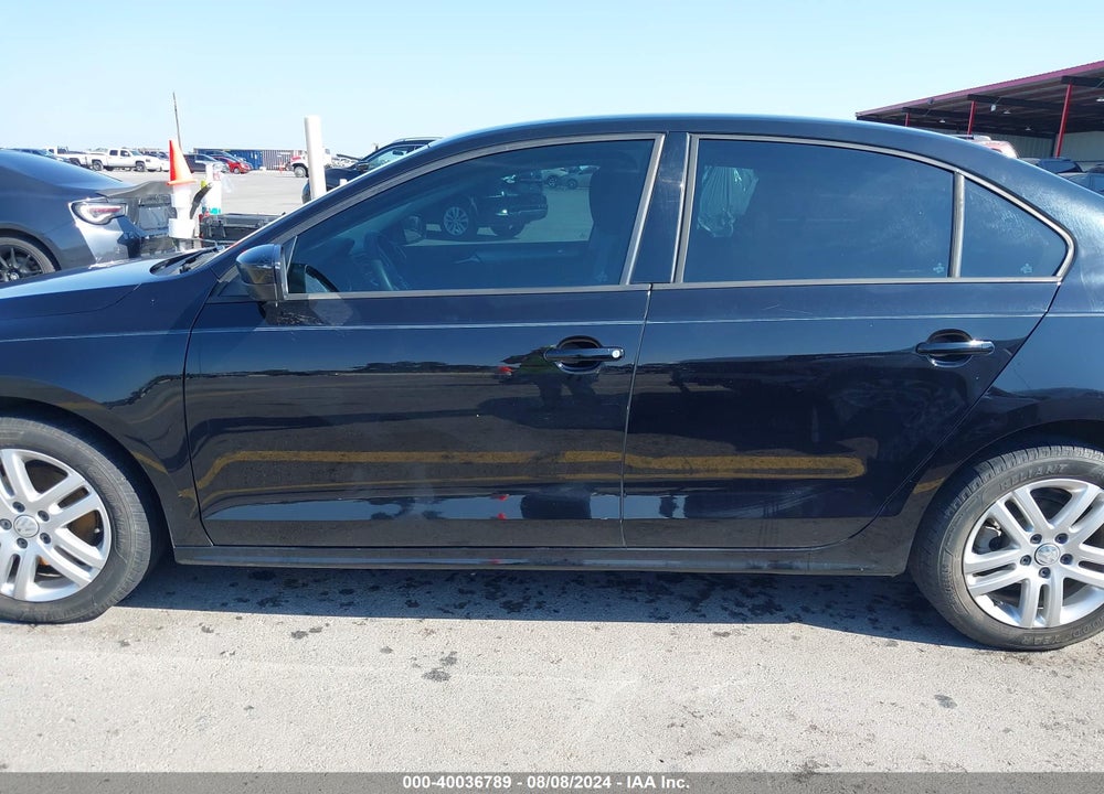 2018 VOLKSWAGEN JETTA 1.4T S VIN: 3VW2B7AJXJM213861