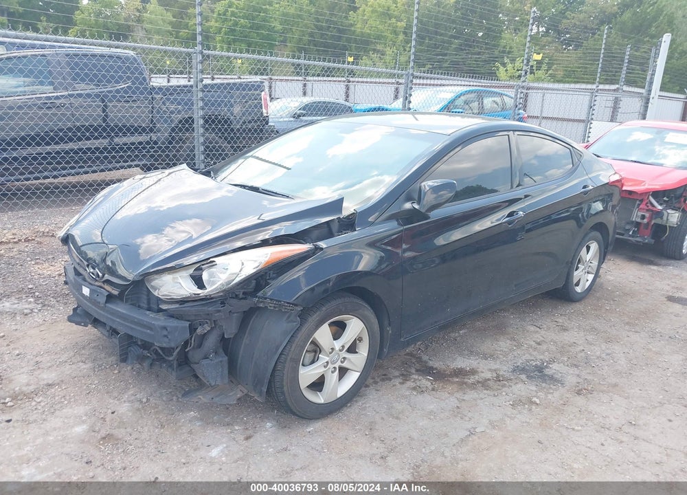2013 HYUNDAI ELANTRA GLS VIN: KMHDH4AE0DU022540