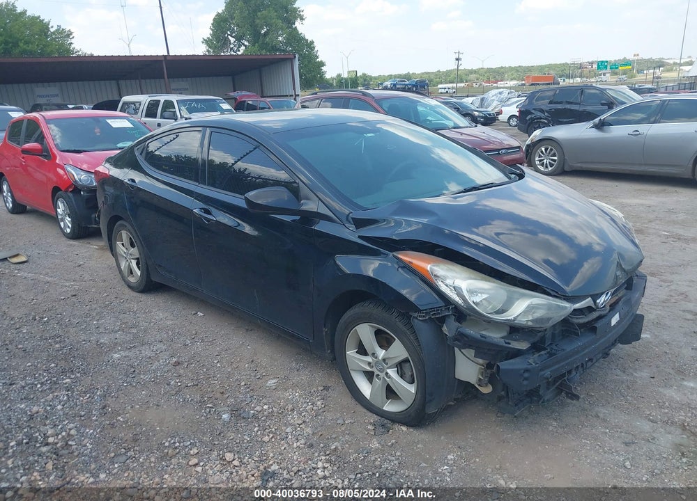 2013 HYUNDAI ELANTRA GLS VIN: KMHDH4AE0DU022540