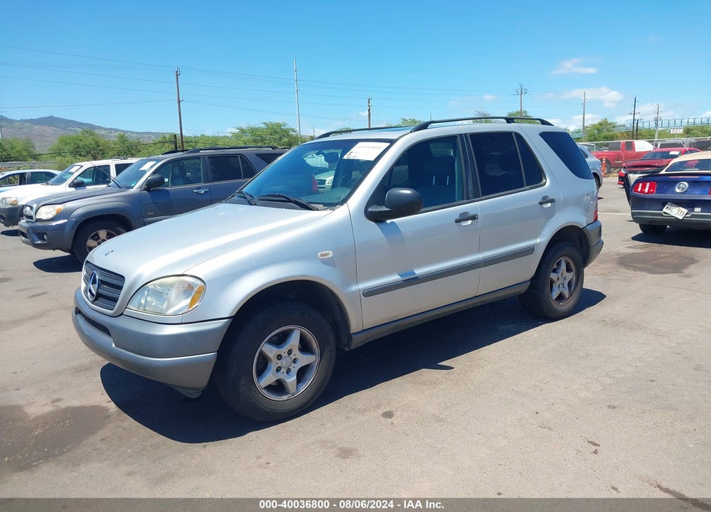 1998 MERCEDES-BENZ ML 320 CLASSIC VIN: 4JGAB54E9WA033577