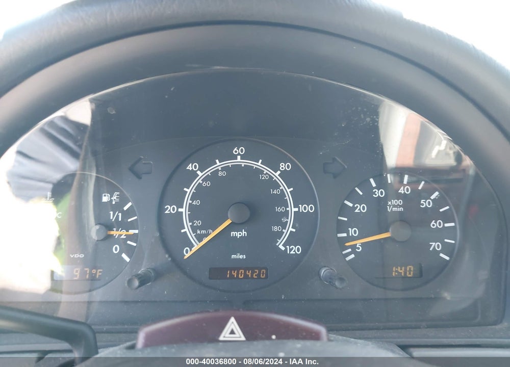 1998 MERCEDES-BENZ ML 320 CLASSIC VIN: 4JGAB54E9WA033577