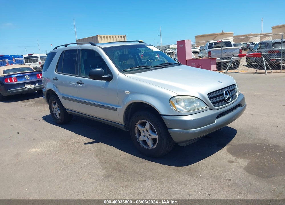 1998 MERCEDES-BENZ ML 320 CLASSIC VIN: 4JGAB54E9WA033577