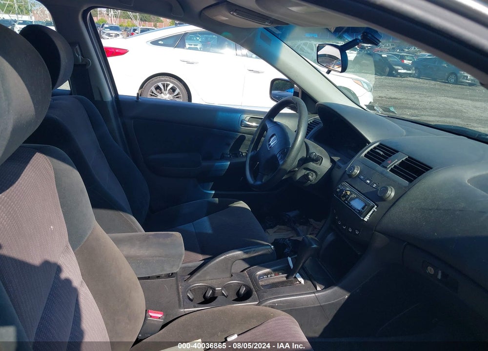 2003 HONDA ACCORD 2.4 LX VIN: 1HGCM56353A090214