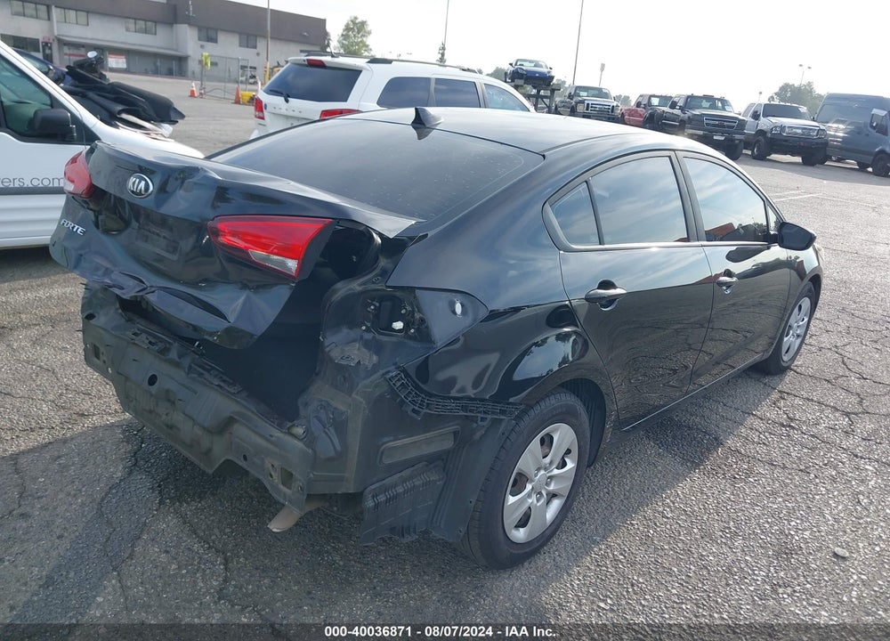 2017 KIA FORTE LX VIN: 3KPFK4A72HE078189