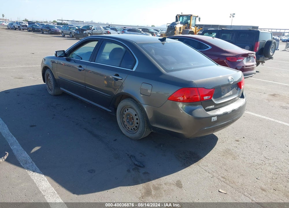2009 KIA OPTIMA LX VIN: KNAGE228495353837