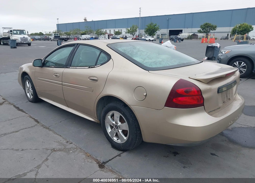 2005 PONTIAC GRAND PRIX VIN: 2G2WP522751221323