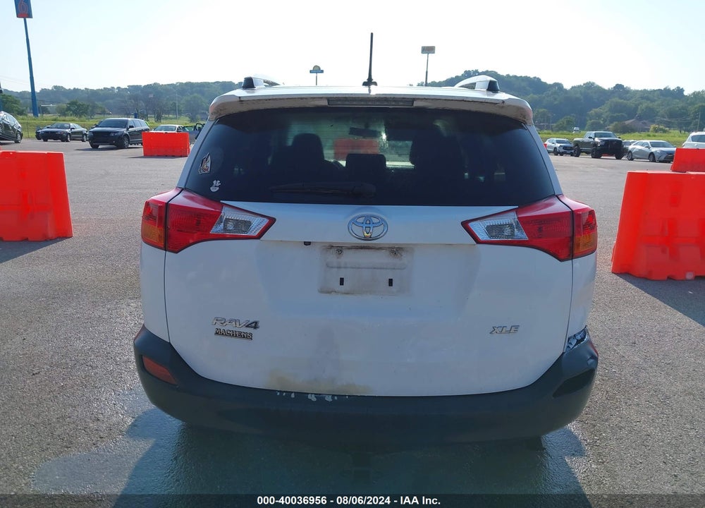 2014 TOYOTA RAV4 XLE VIN: 2T3WFREV3EW118998